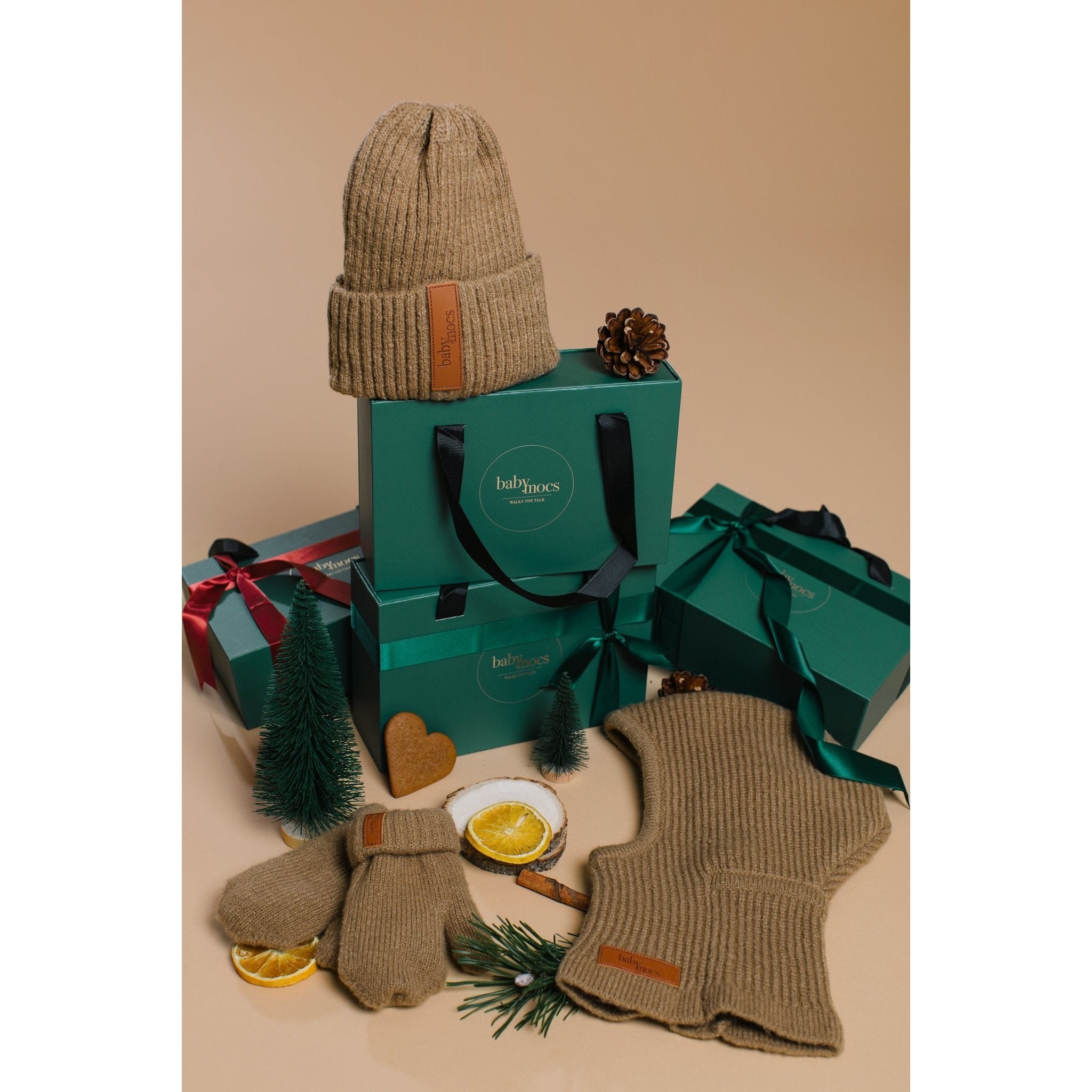 Ordering a gift? Add a gift box to your order to make it extra special! ๐ - BabyMocs