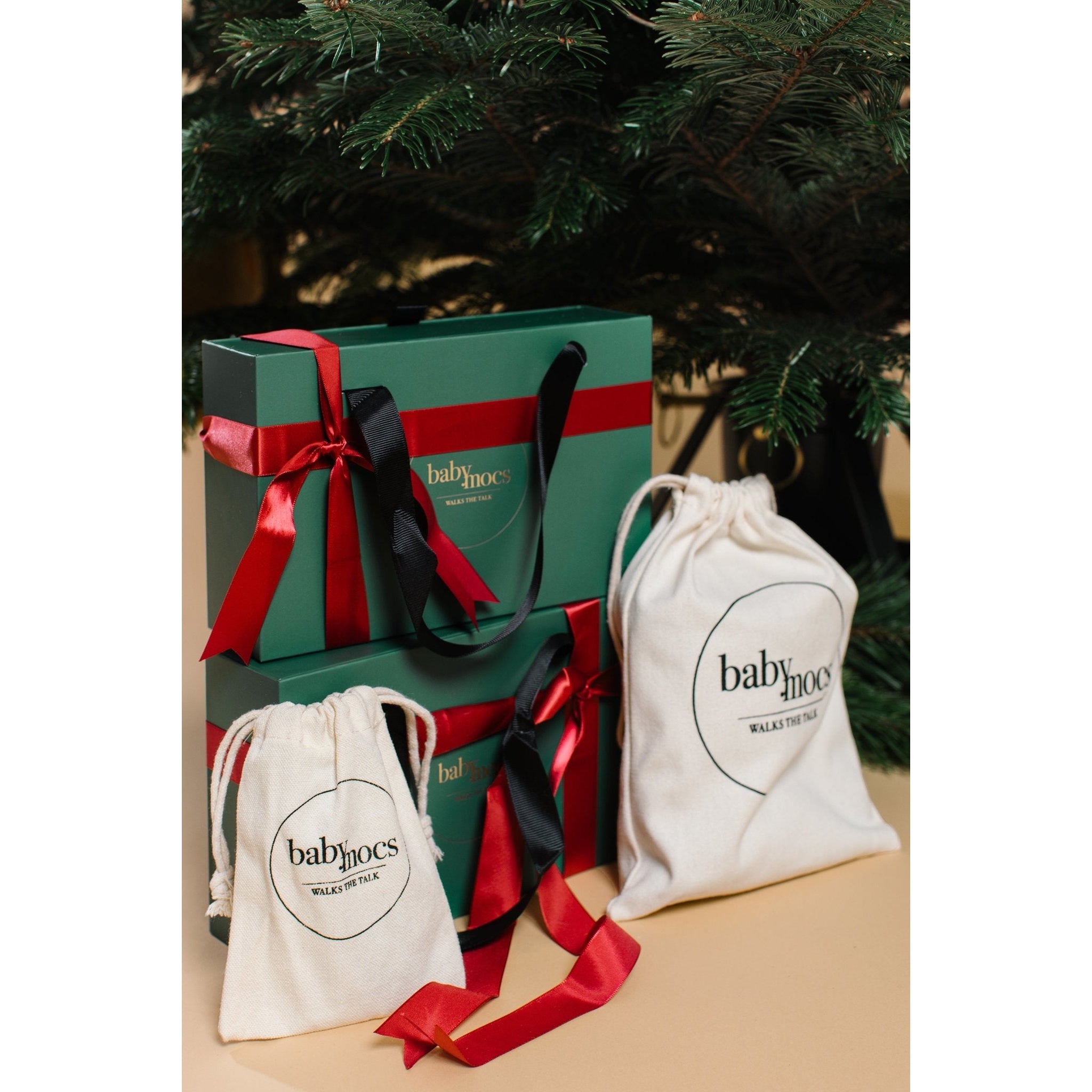 Ordering a gift? Add a gift box to your order to make it extra special! ๐ - BabyMocs